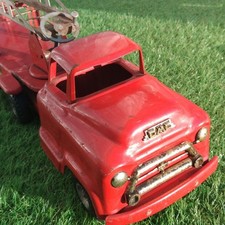 In vendita camion dei pompieri