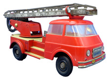 CAMION DEI POMPIERI IN LATTA -